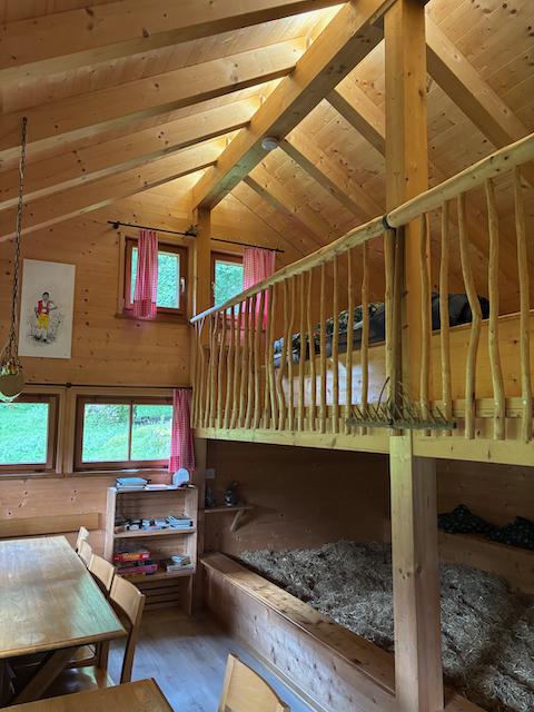 sleeping-in-the-straw